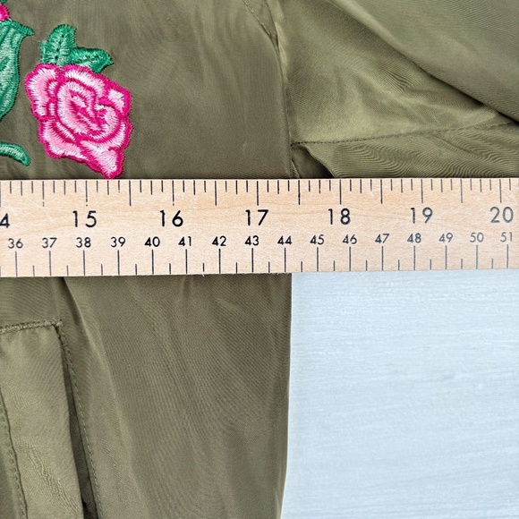 Love Tree Women's Rose Embroidered Army Green Light Bomber Jacket Size Small - Picture 6 of 11